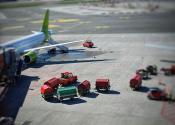 Real-Time Monitoring and Visibility in Cold-Chain Logistics